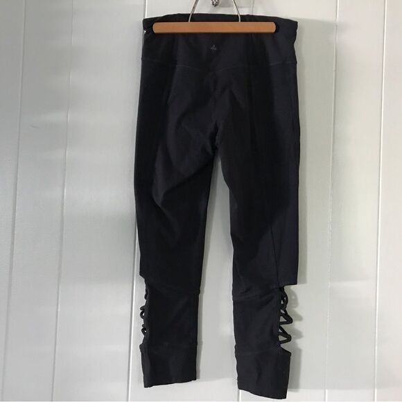 4 for $20 Prana Capri Leggings with Open Sides (S) - Picture 9 of 11